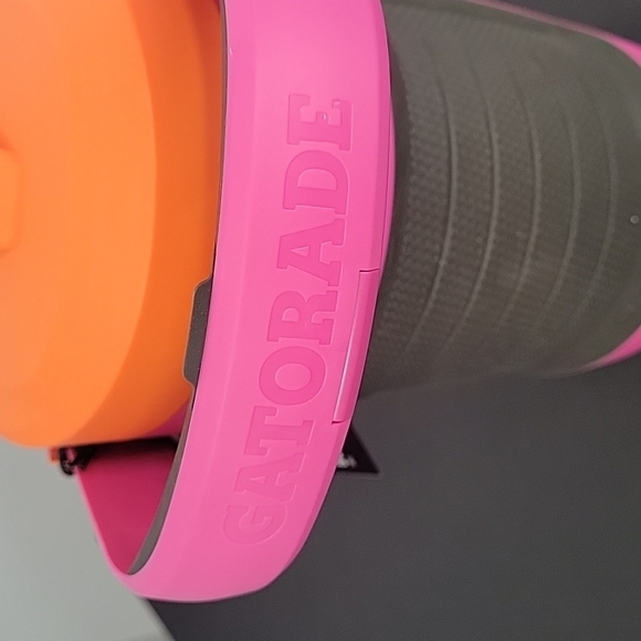 GATORADE GX 64 oz JUG - Picture 3 of 15